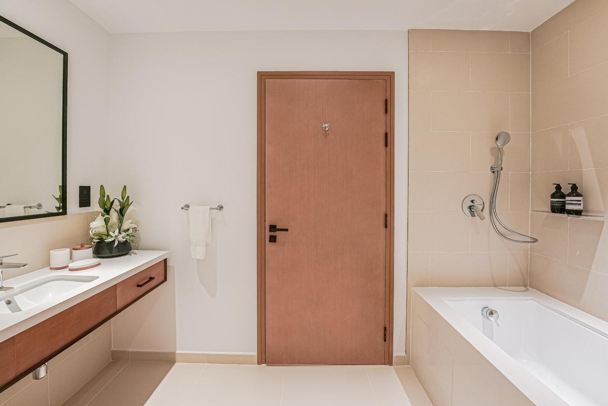 Apartamento Modern 2Br High Floor Haven In Vida Dubai Marina Exterior foto