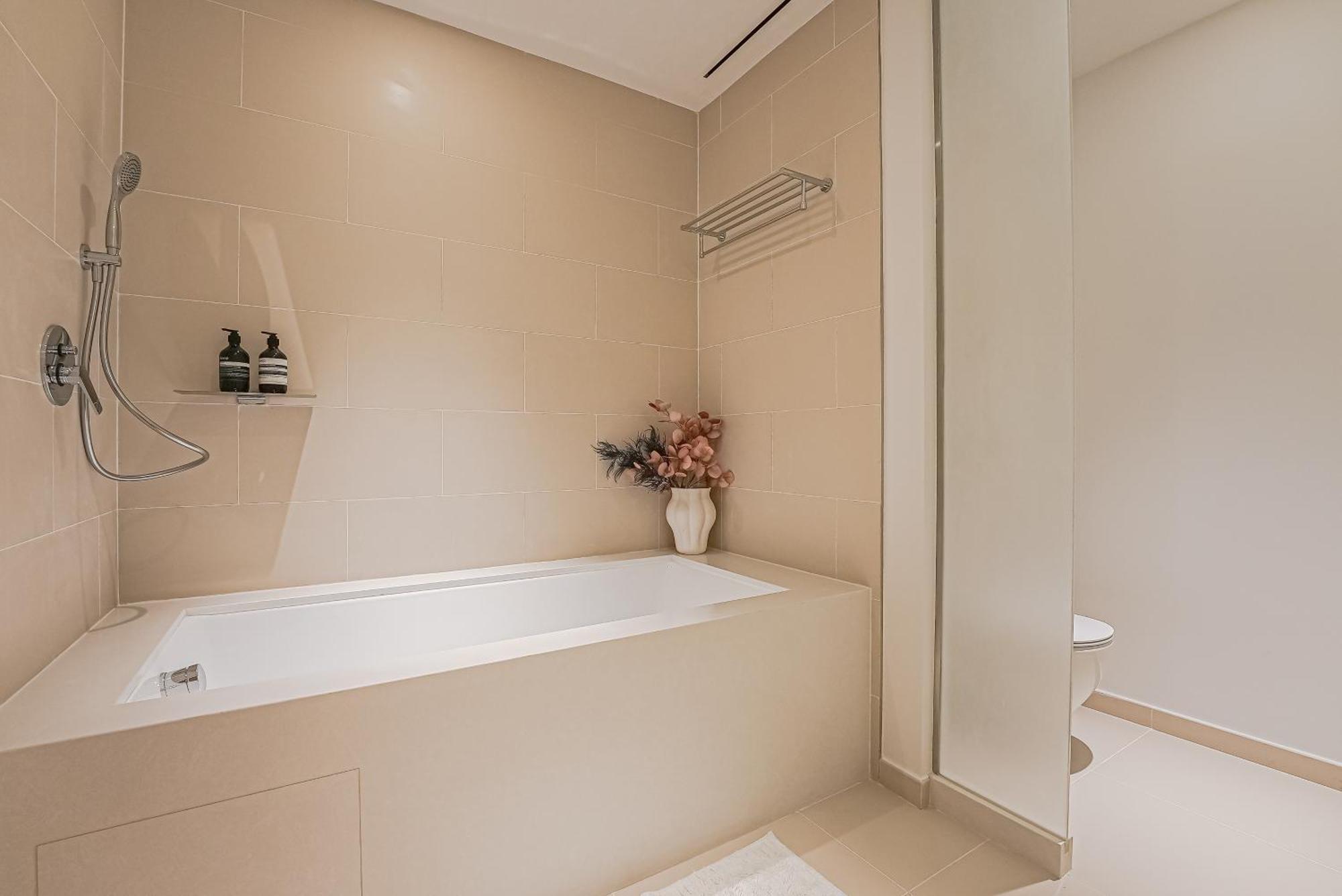 Apartamento Modern 2Br High Floor Haven In Vida Dubai Marina Exterior foto